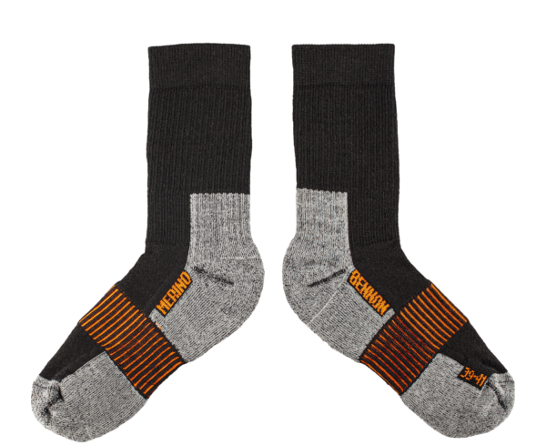 319318_0913000060_MERINO_TREK_Sock_black_4.png