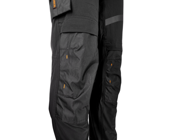 502842_1079130060_ARGON_Trousers_black_9.png