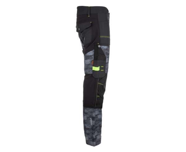510508_0732130062_PREDATOR_Trousers_blackgrey__3.png