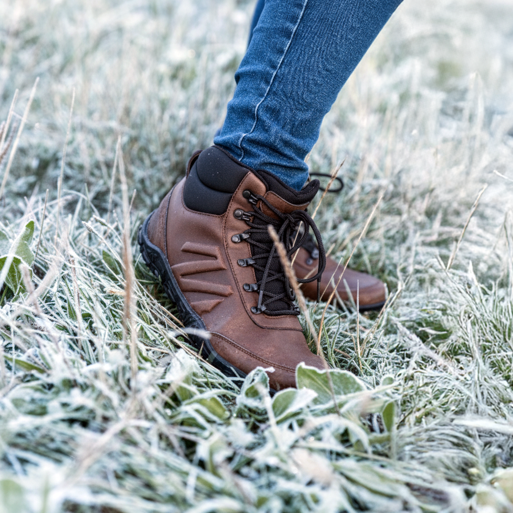 513705_winter_barefoot_ctverec.png